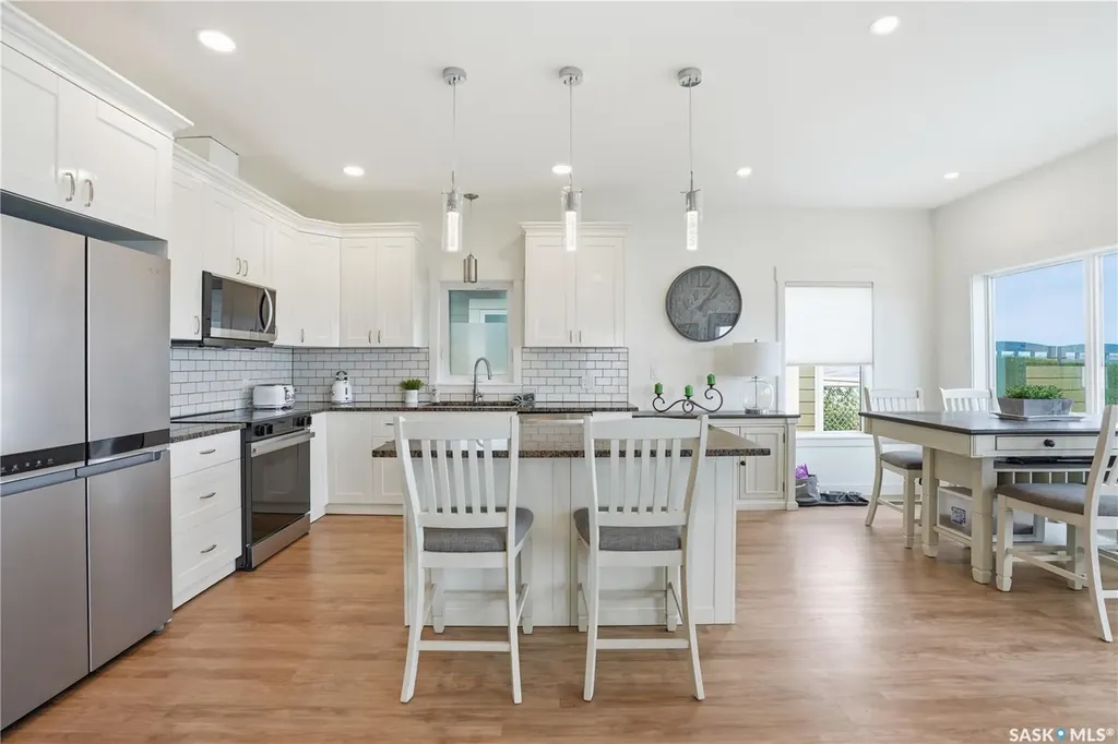 125 Sunrise Drive Dundurn Rm No. 314 SK S7C 0A6