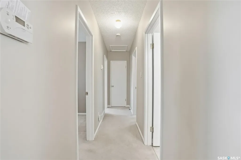 1663 Alexandra Avenue Saskatoon SK S7K 3C4