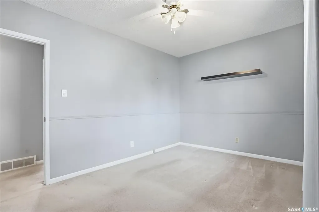 1663 Alexandra Avenue Saskatoon SK S7K 3C4