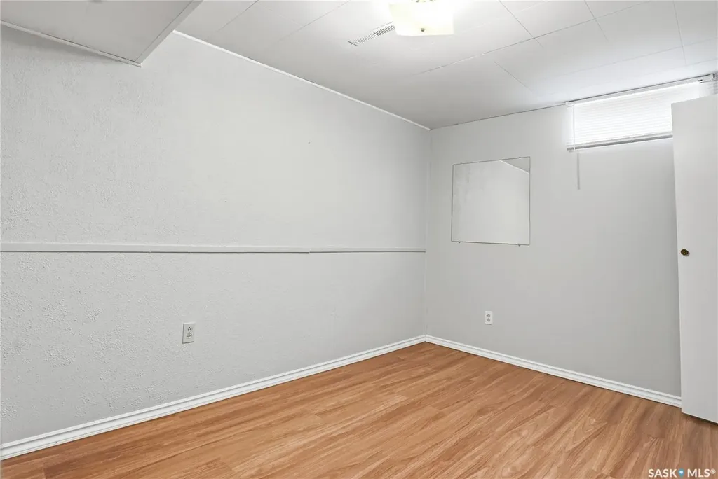 1663 Alexandra Avenue Saskatoon SK S7K 3C4
