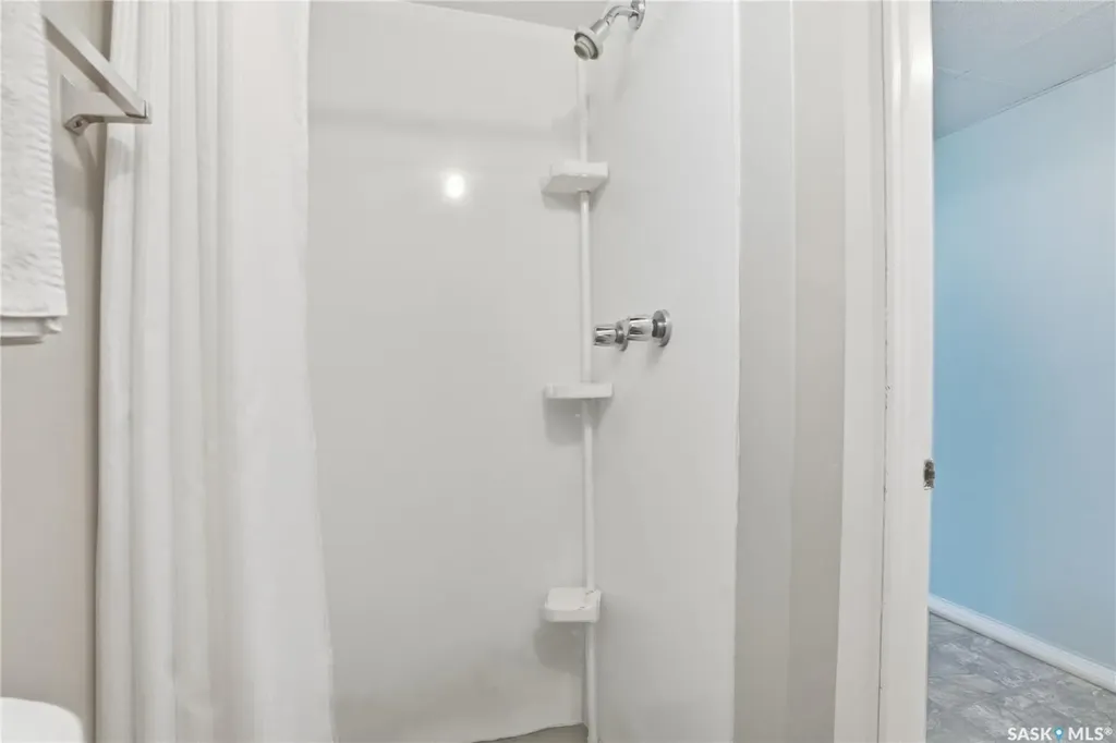 1663 Alexandra Avenue Saskatoon SK S7K 3C4