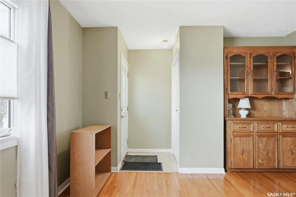 1663 Alexandra Avenue Saskatoon SK S7K 3C4
