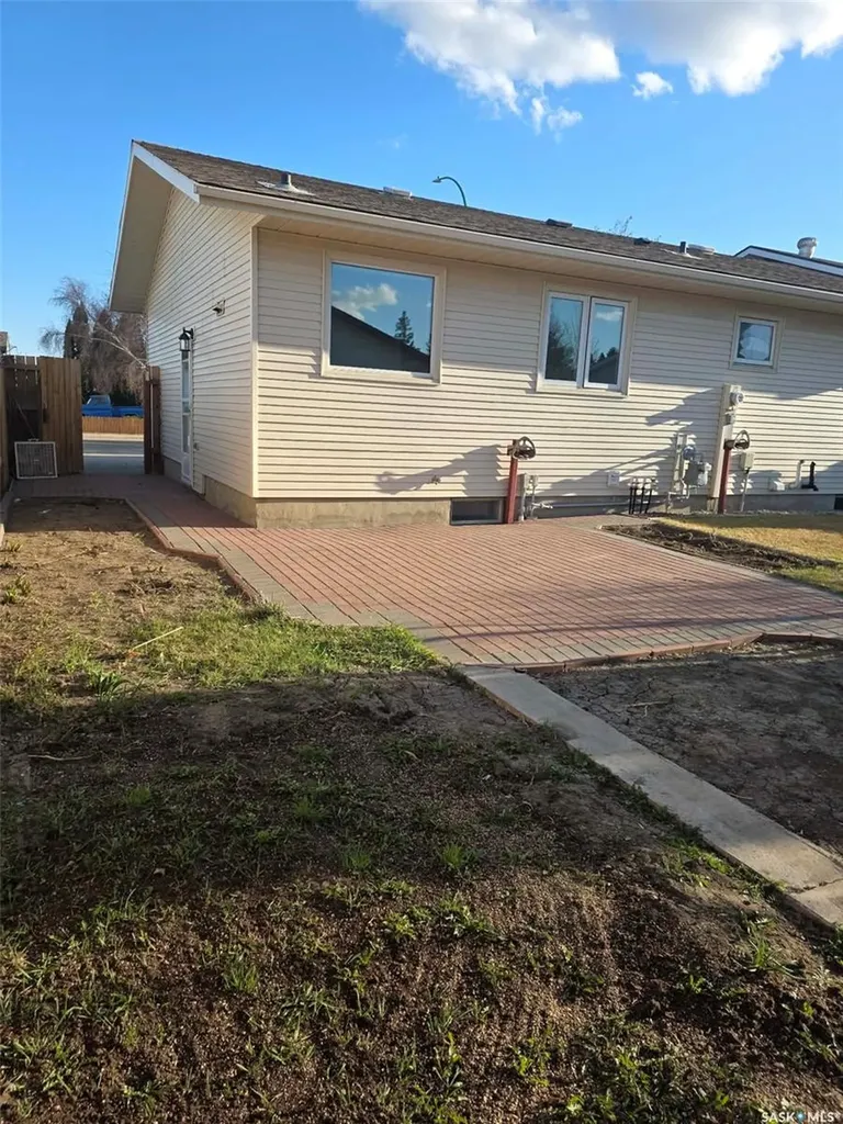 3918 Centennial Drive Saskatoon SK S7L 5L1