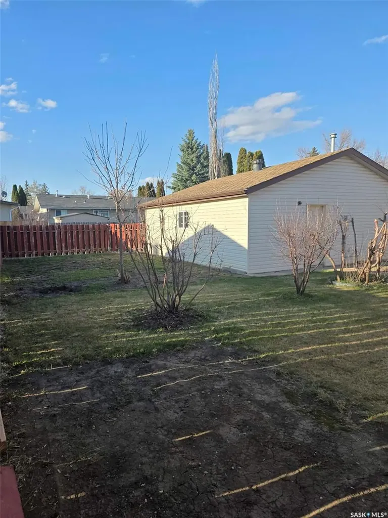 3918 Centennial Drive Saskatoon SK S7L 5L1