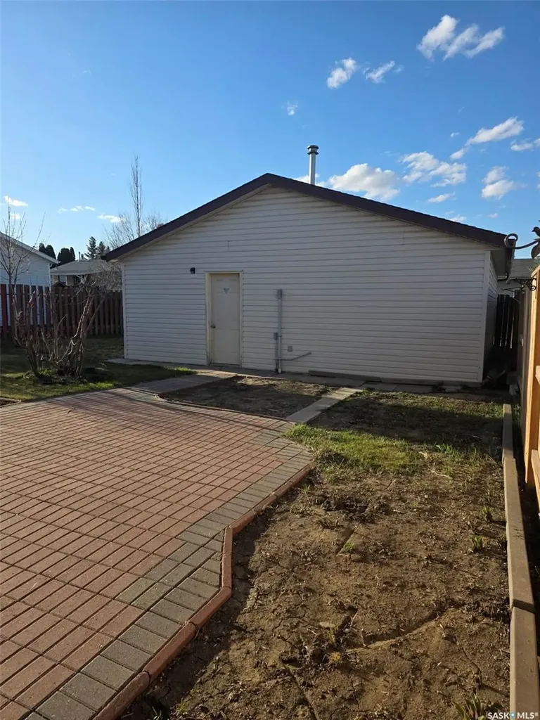3918 Centennial Drive Saskatoon SK S7L 5L1