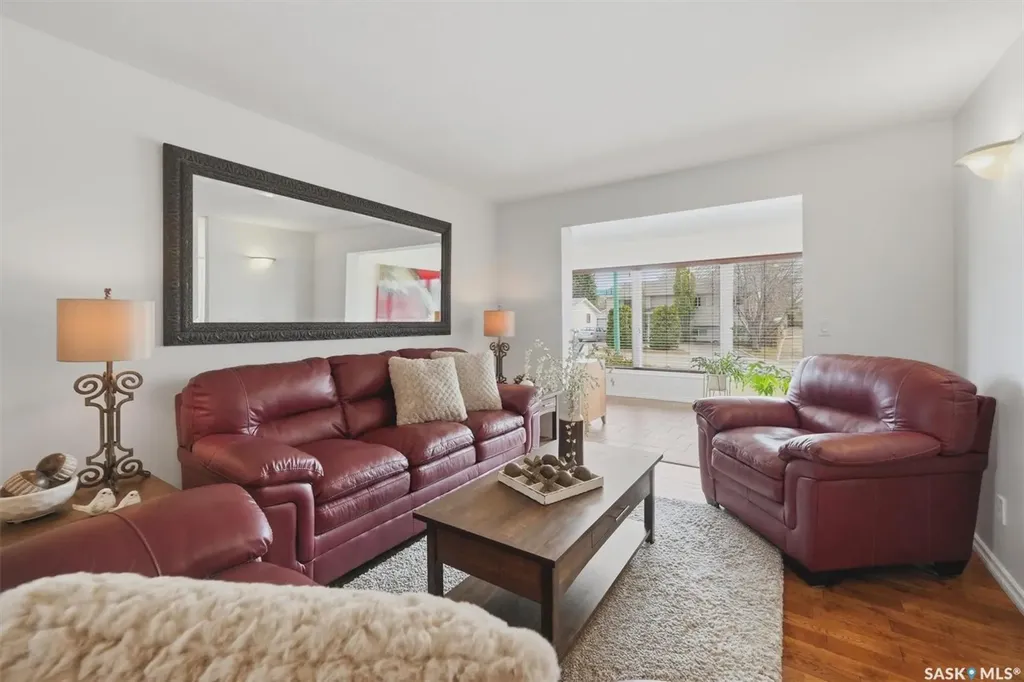 3402 Calder Crescent Saskatoon SK S7J 4W6