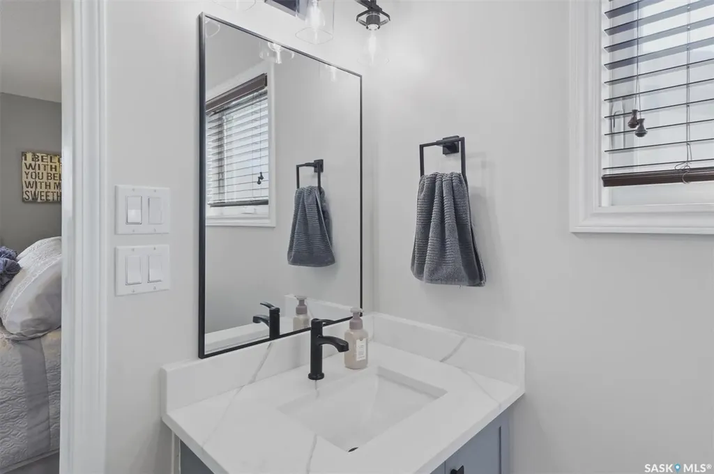 3402 Calder Crescent Saskatoon SK S7J 4W6
