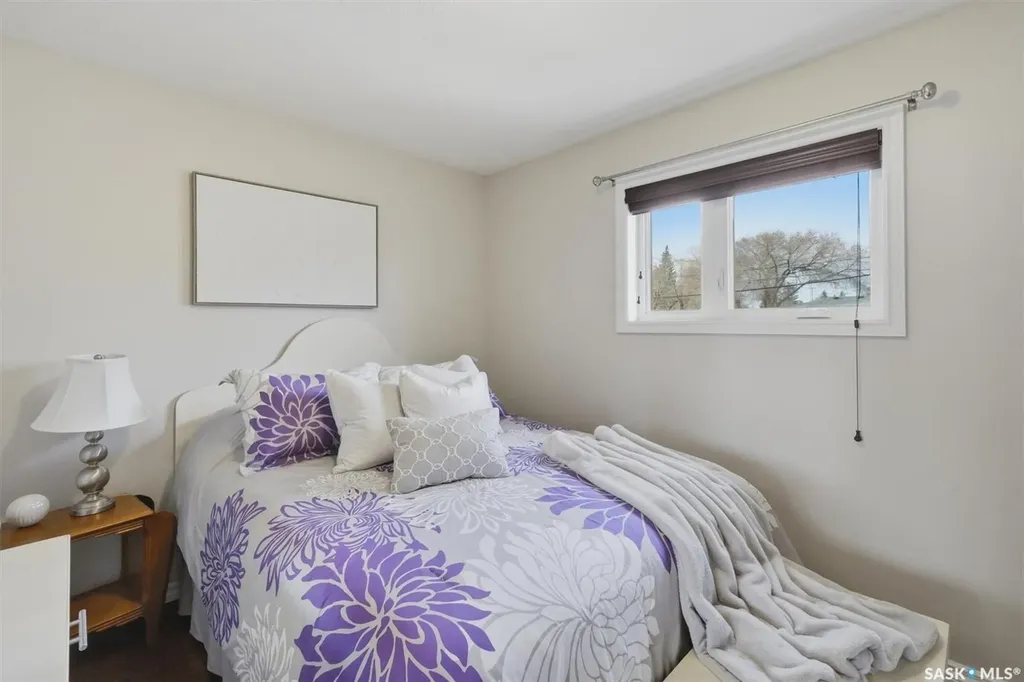 3402 Calder Crescent Saskatoon SK S7J 4W6