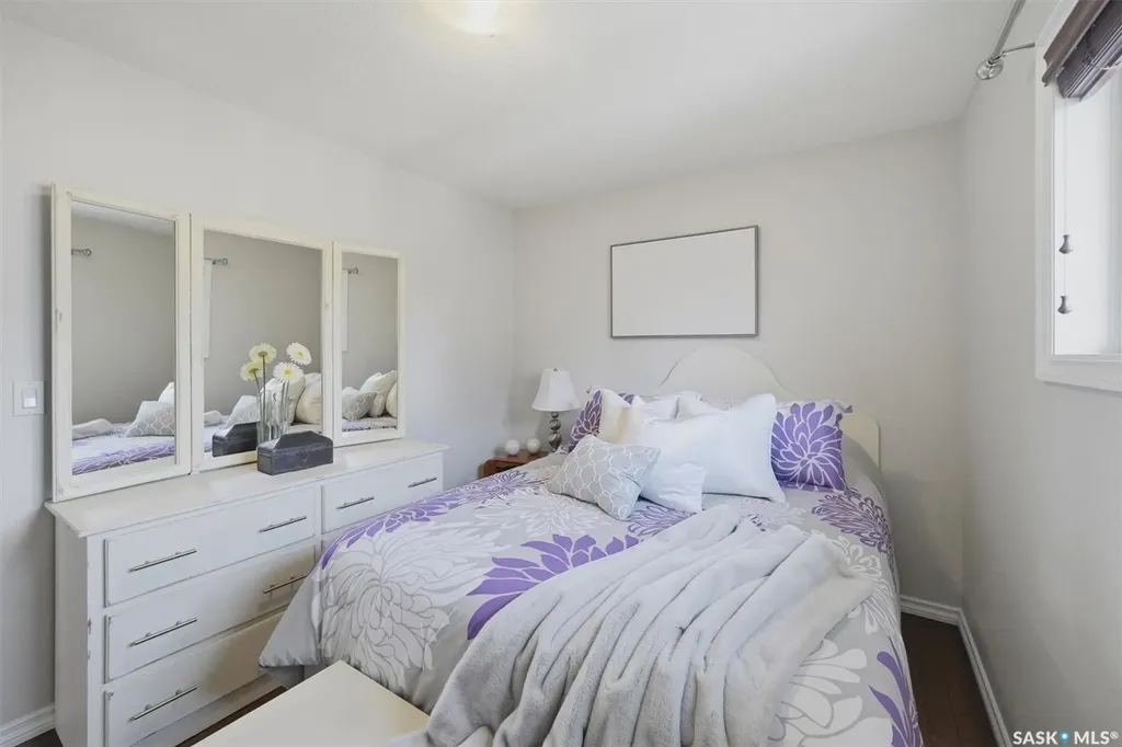 3402 Calder Crescent Saskatoon SK S7J 4W6