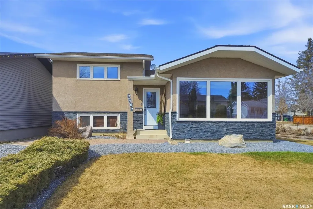 3402 Calder Crescent Saskatoon SK S7J 4W6