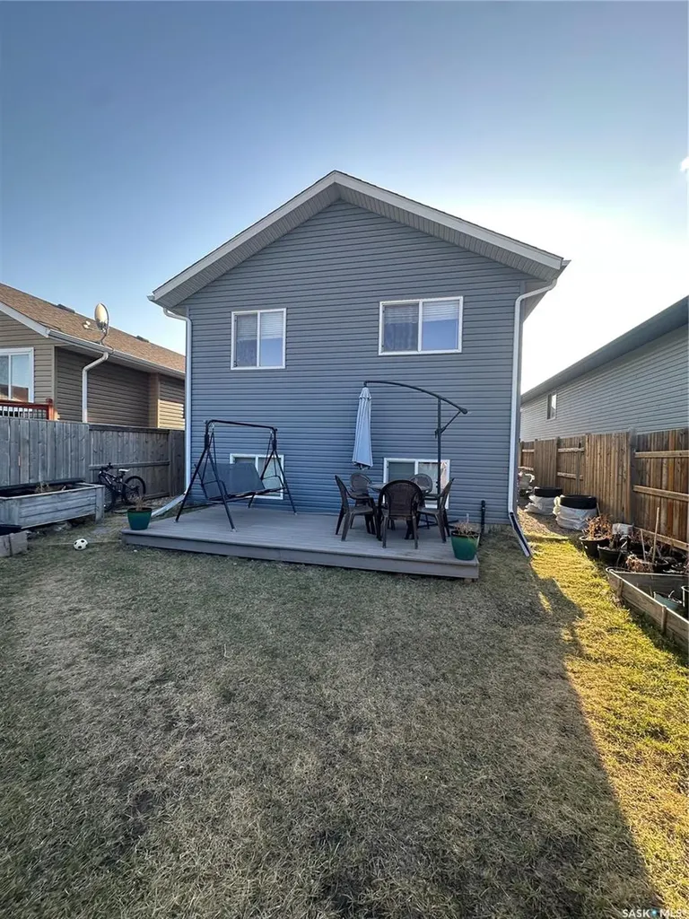 415 Coad Manor Saskatoon SK S7R 0C6