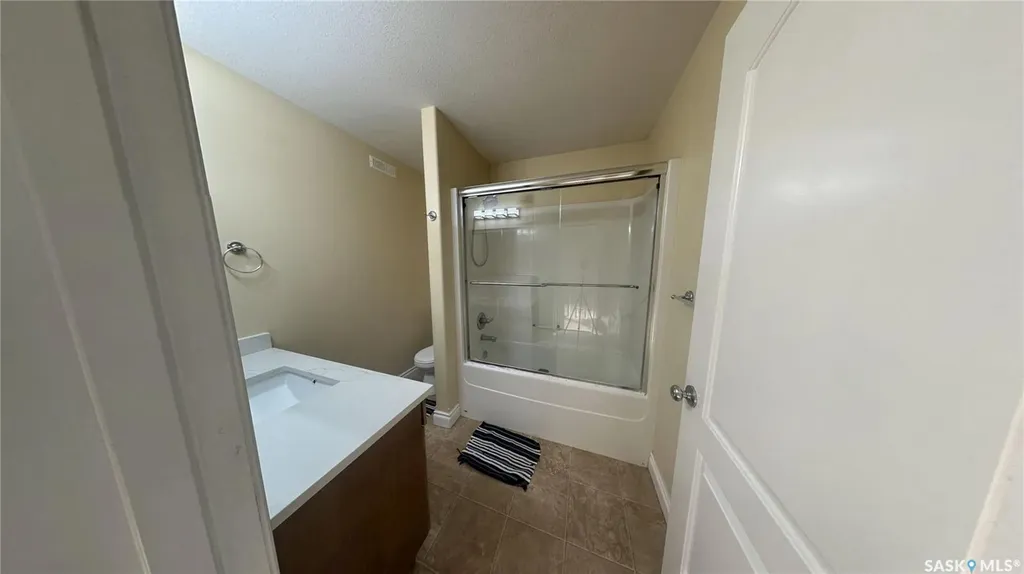 415 Coad Manor Saskatoon SK S7R 0C6