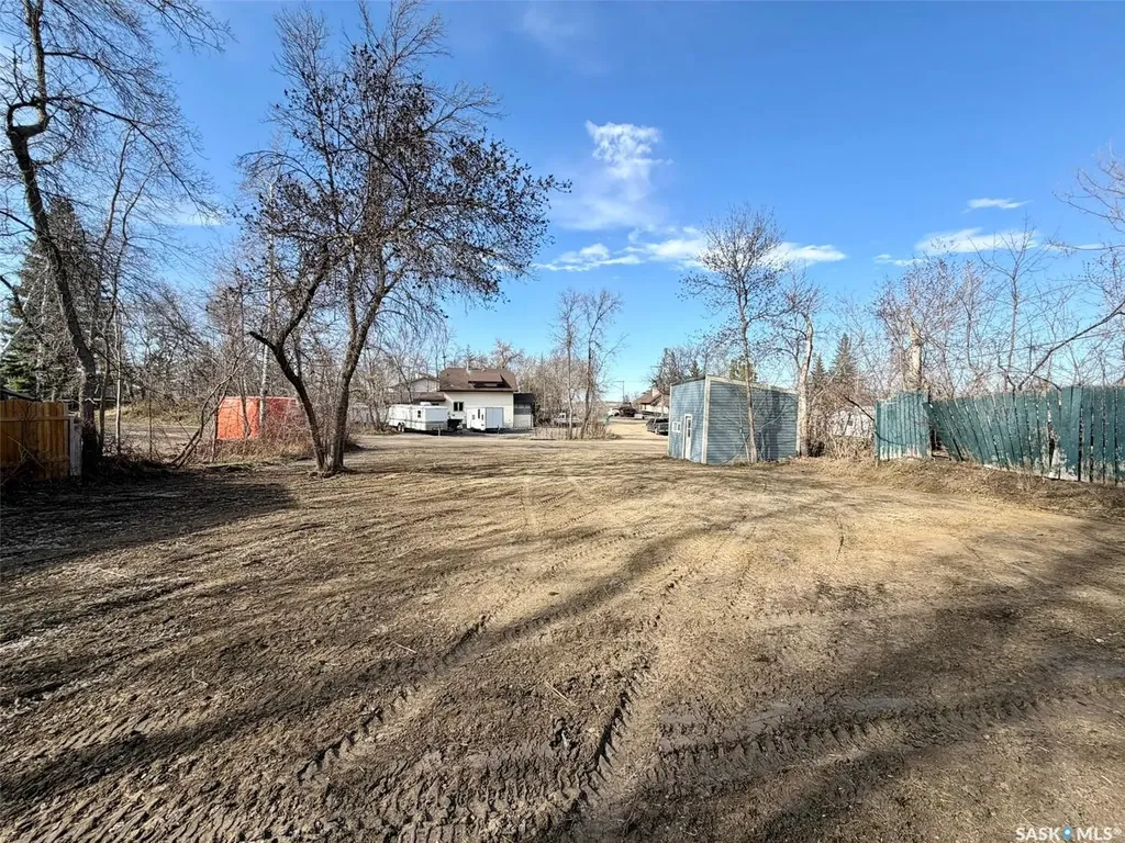 1207 6th Avenue Regina Beach SK S0G 4C0