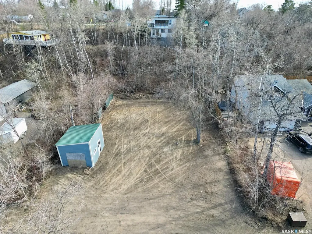 1207 6th Avenue Regina Beach SK S0G 4C0