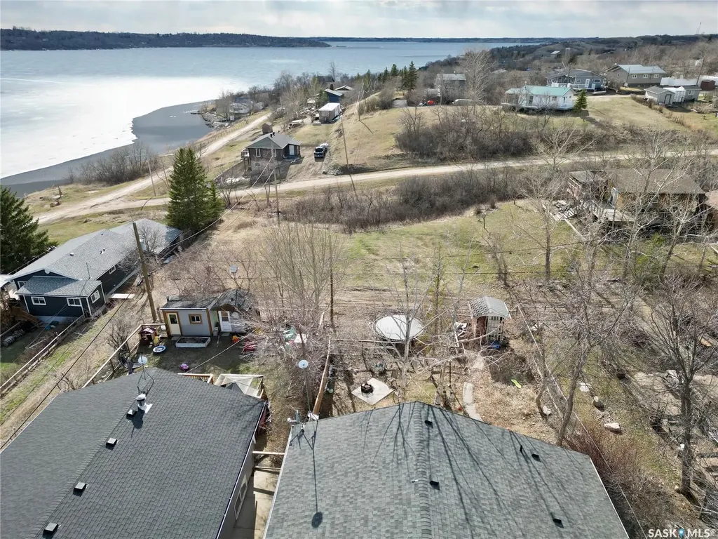 610 Aurora Street Saskatchewan Beach SK S0G 4L0