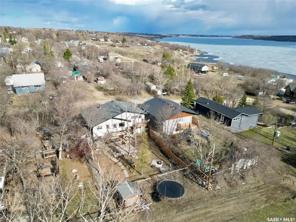 610 Aurora Street Saskatchewan Beach SK S0G 4L0