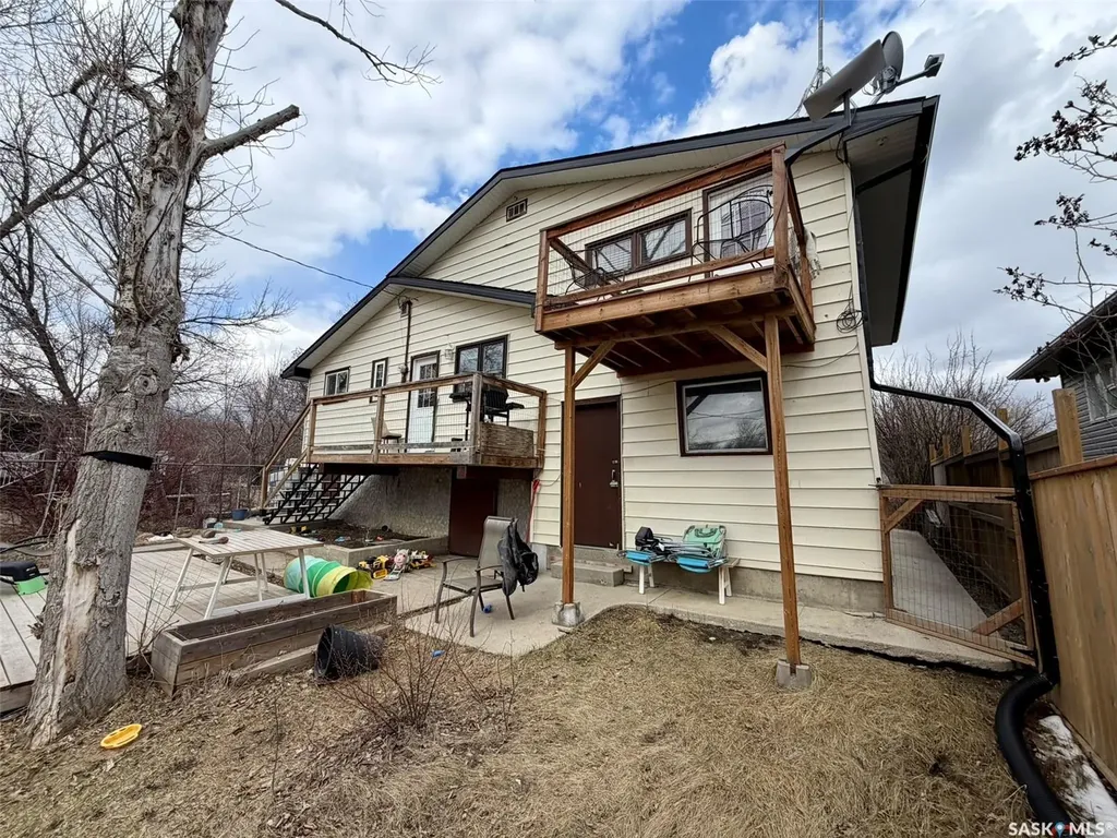 610 Aurora Street Saskatchewan Beach SK S0G 4L0