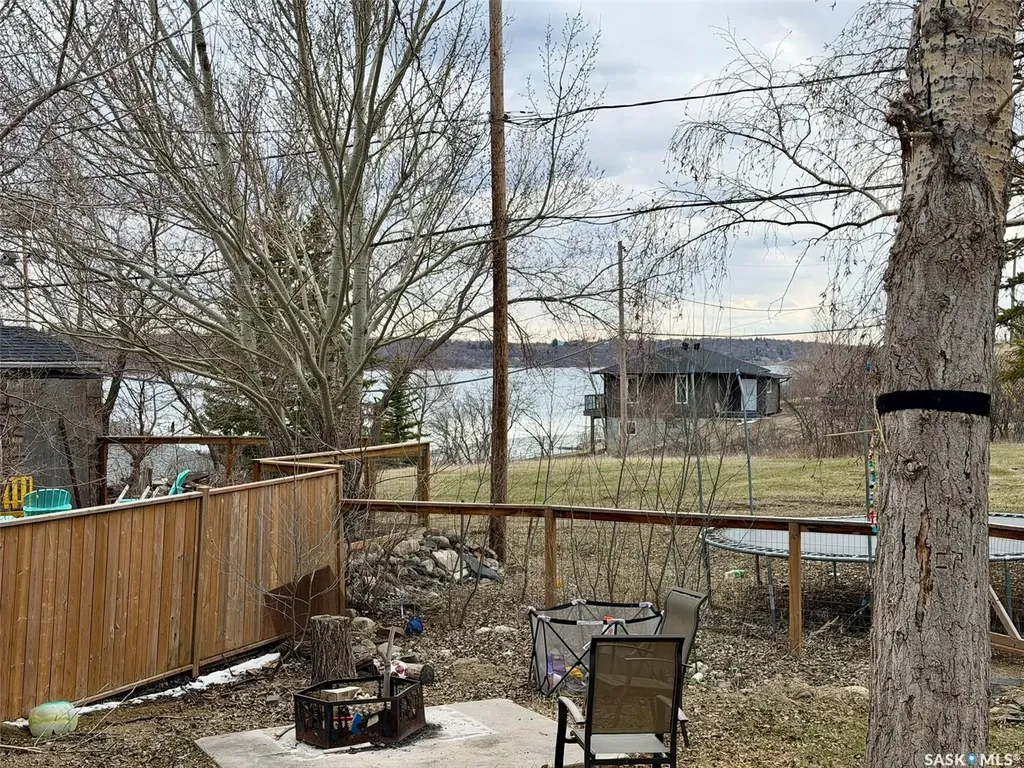 610 Aurora Street Saskatchewan Beach SK S0G 4L0