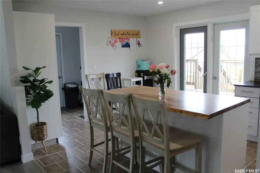 411 3rd Street W Wilkie SK S0K 4W0