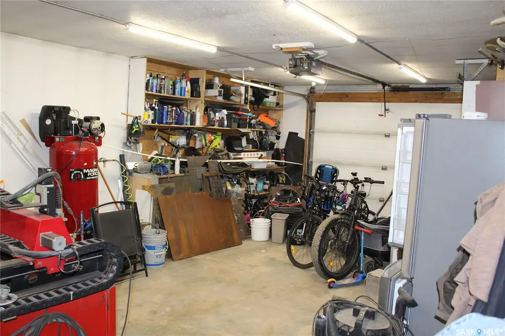 411 3rd Street W Wilkie SK S0K 4W0