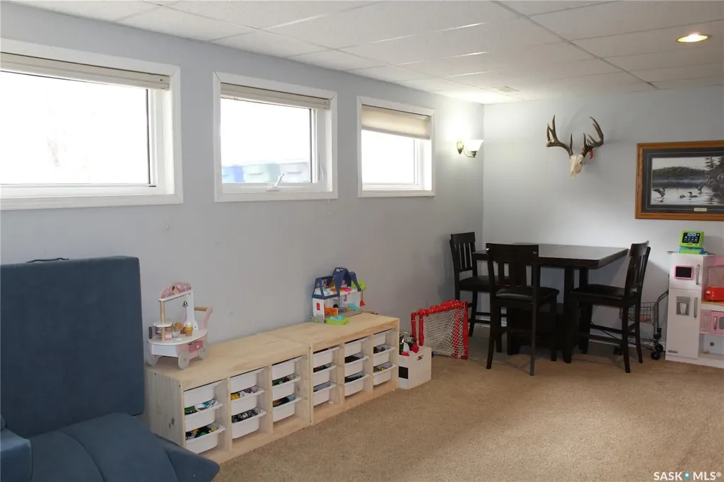 411 3rd Street W Wilkie SK S0K 4W0