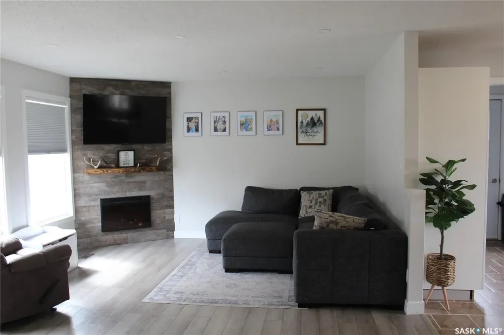 411 3rd Street W Wilkie SK S0K 4W0