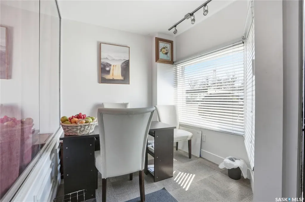 814 20th Street W Saskatoon SK S7M 0Y3