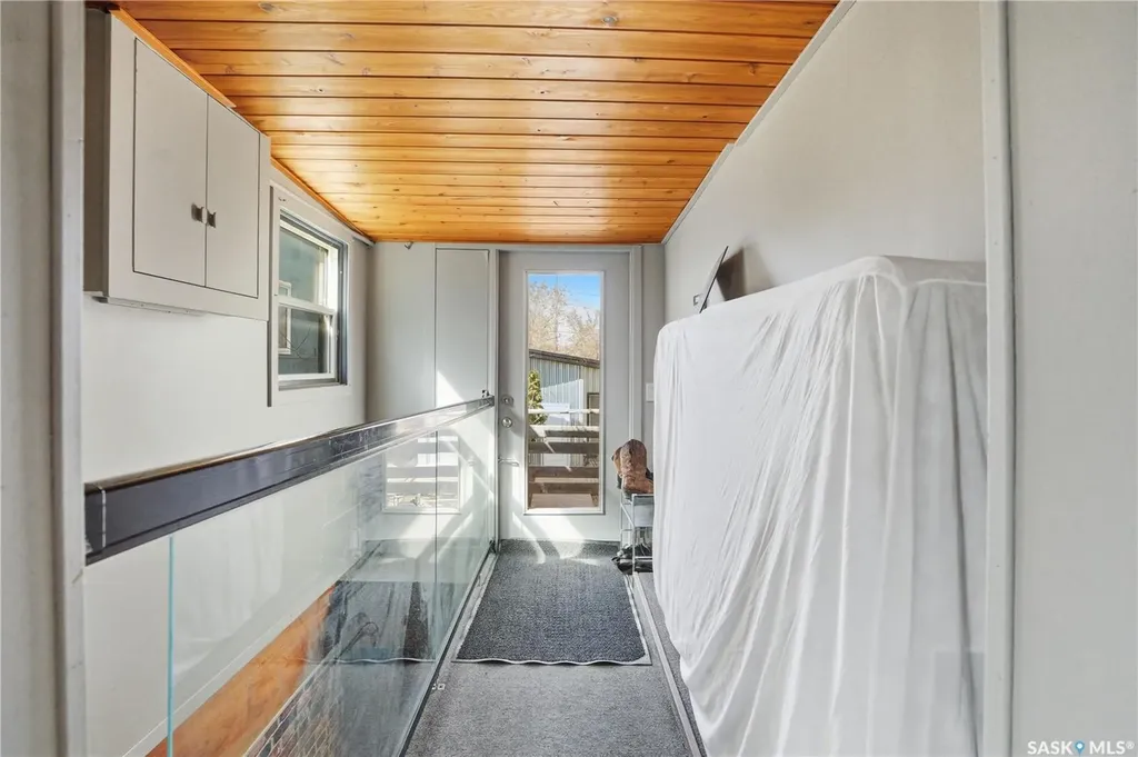814 20th Street W Saskatoon SK S7M 0Y3