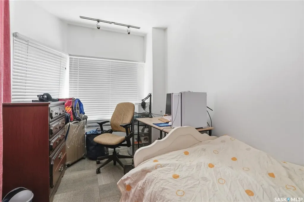 814 20th Street W Saskatoon SK S7M 0Y3