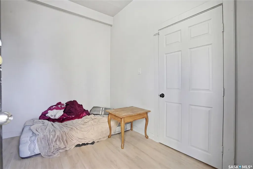 814 20th Street W Saskatoon SK S7M 0Y3