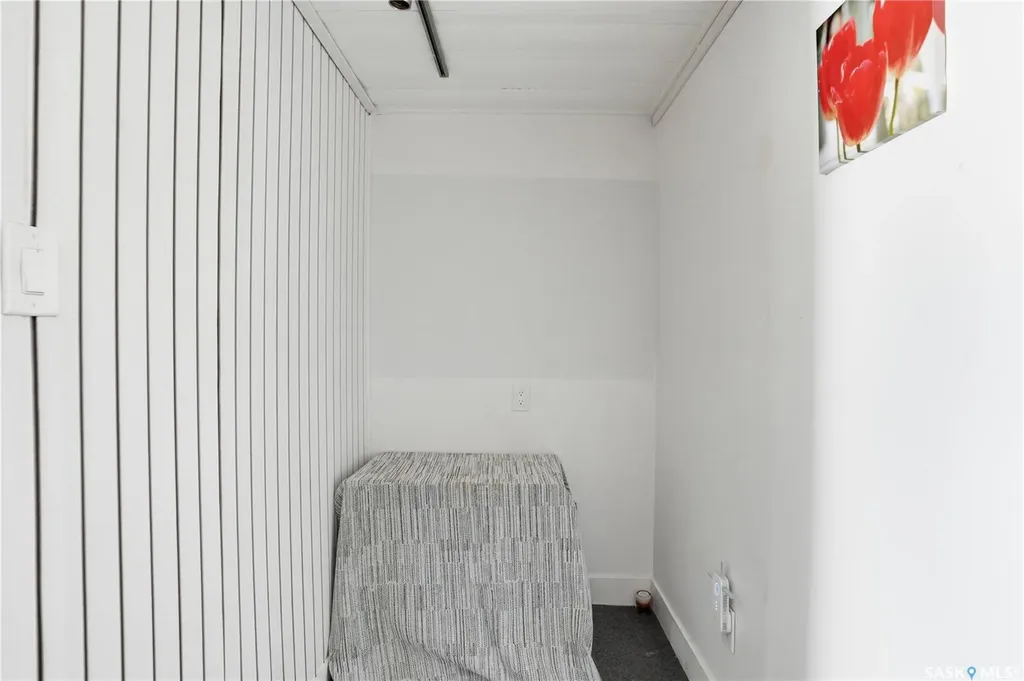 814 20th Street W Saskatoon SK S7M 0Y3