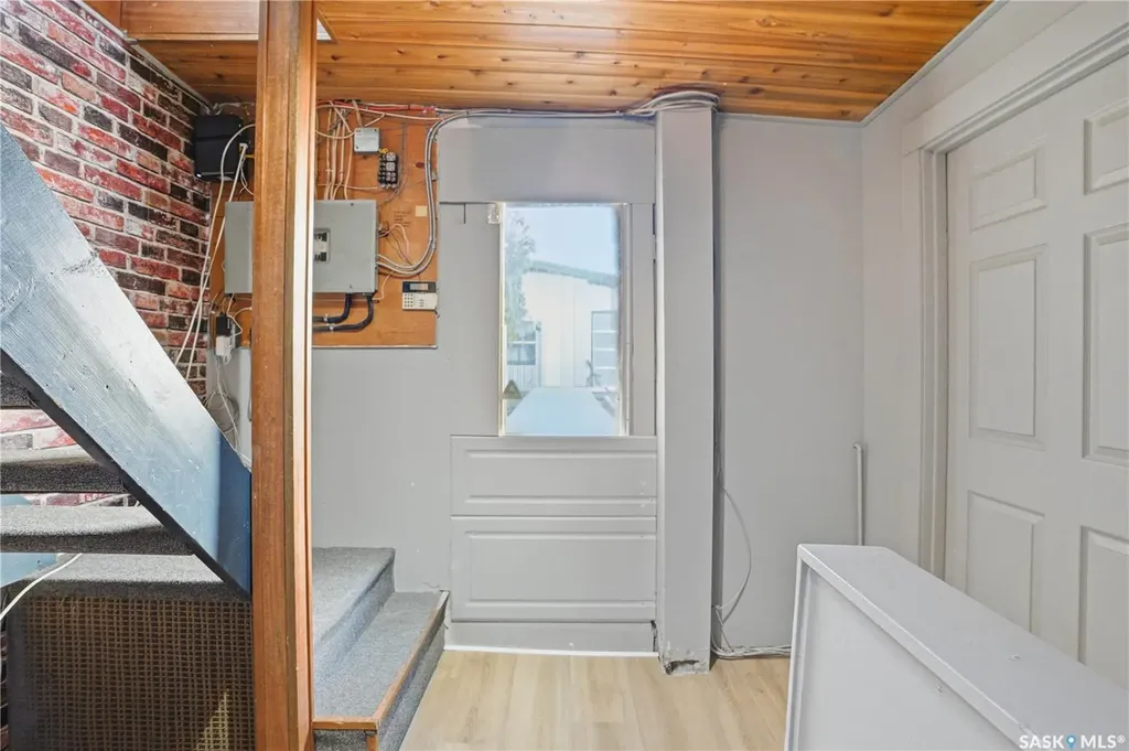 814 20th Street W Saskatoon SK S7M 0Y3