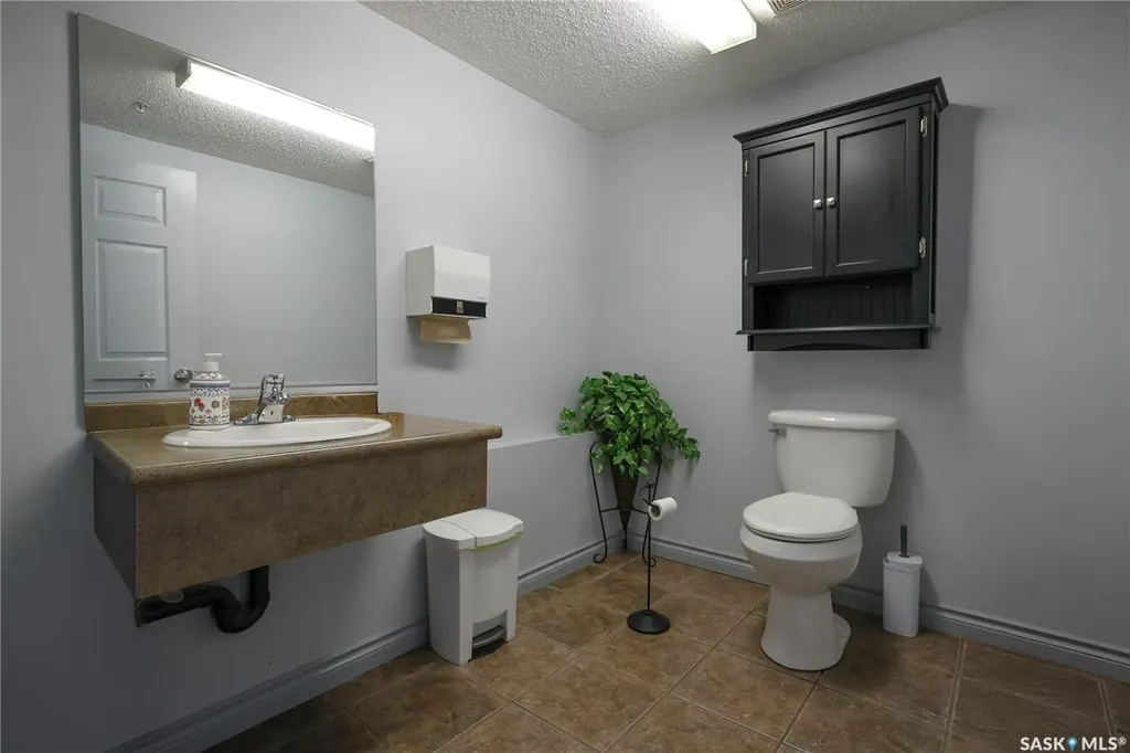 1901 1 1/2 Avenue W Prince Albert SK S6V 5A8