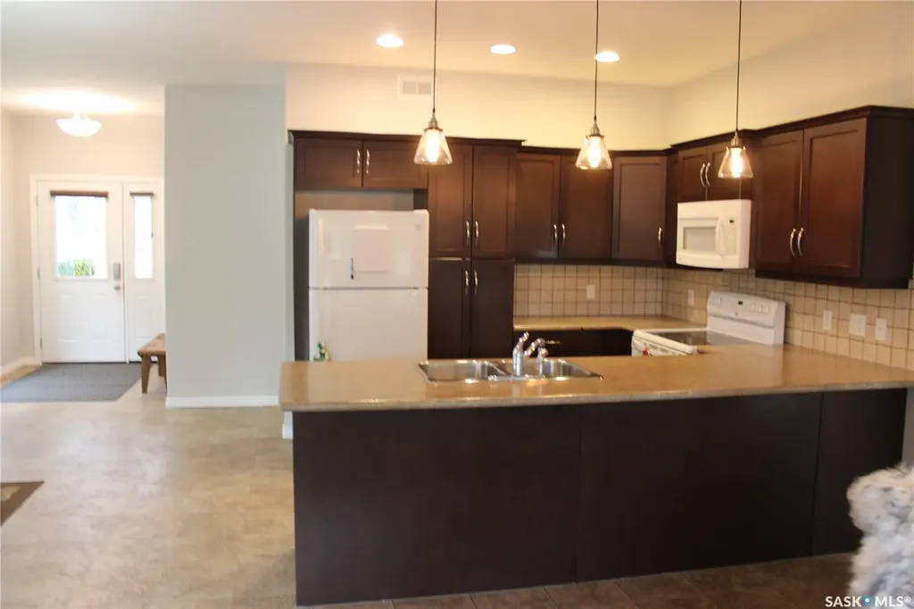 108 Erickson Street Midale SK S0C 1S0