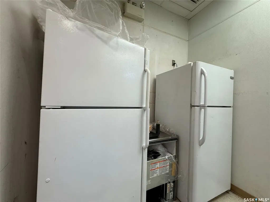 489 Albert Street N Regina SK S4R 3C3