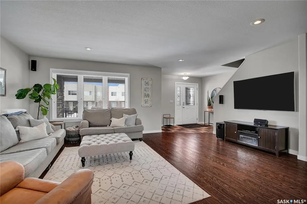 158 Cornish Road Saskatoon SK S7T 0K4