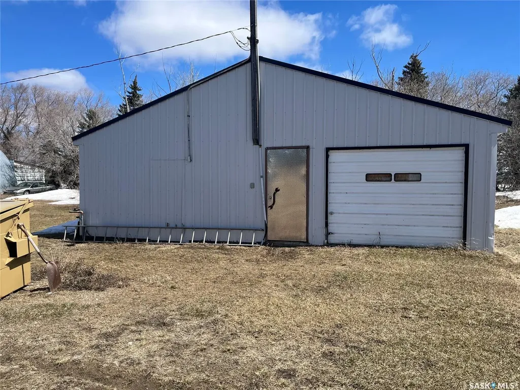 Rural Address Hoodoo Rm No. 401 SK S0K 1B0