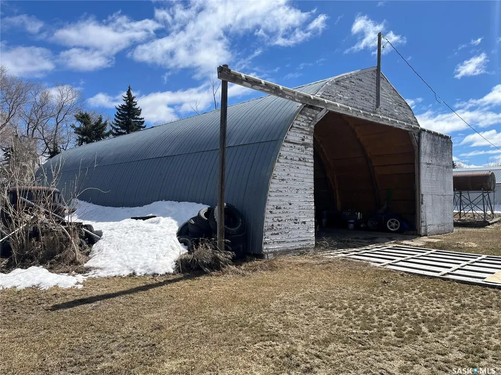 Rural Address Hoodoo Rm No. 401 SK S0K 1B0