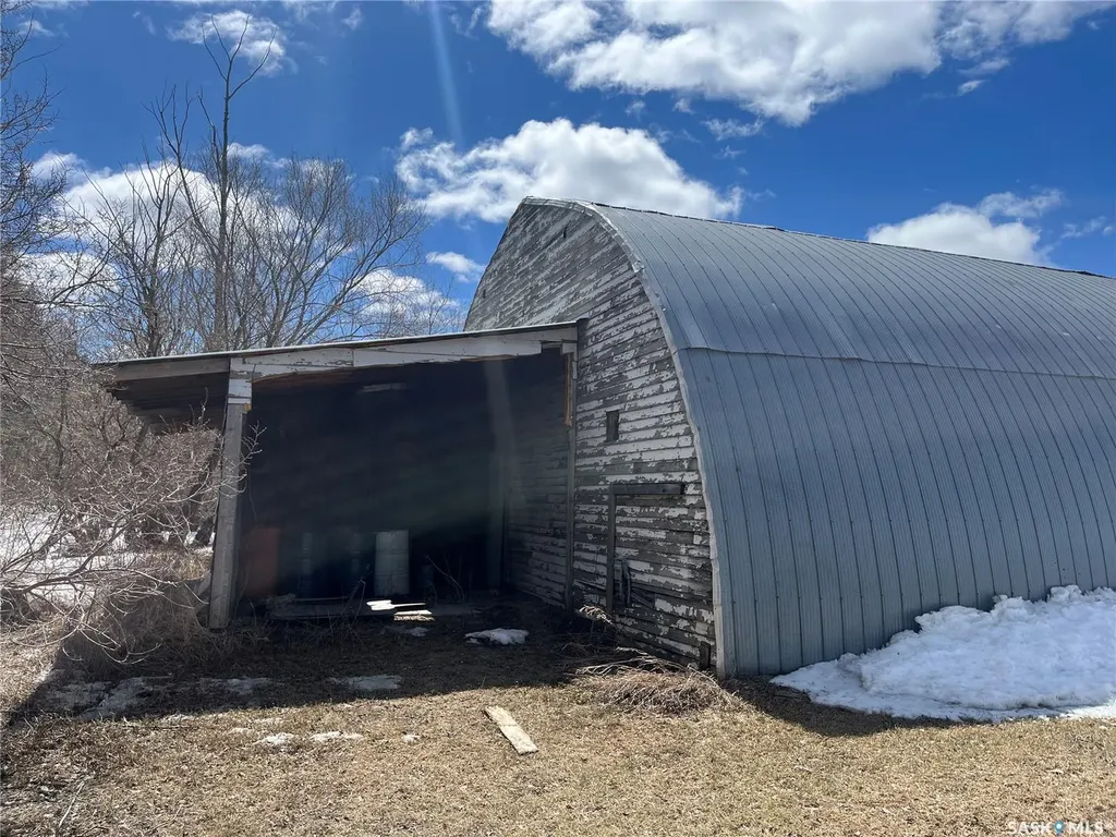 Rural Address Hoodoo Rm No. 401 SK S0K 1B0