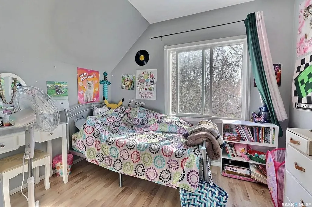 2066 Wallace Street Regina SK S4N 4A4
