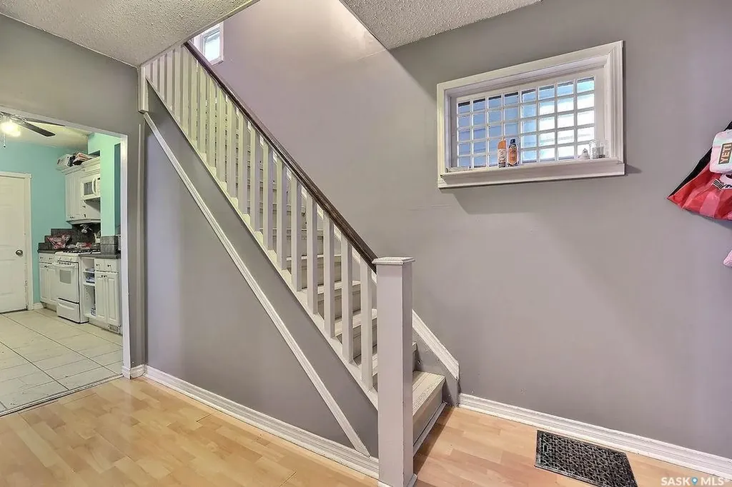 2066 Wallace Street Regina SK S4N 4A4