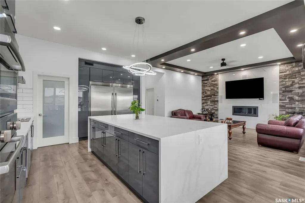 144 Forsey Avenue Saskatoon SK S7W 0Z6