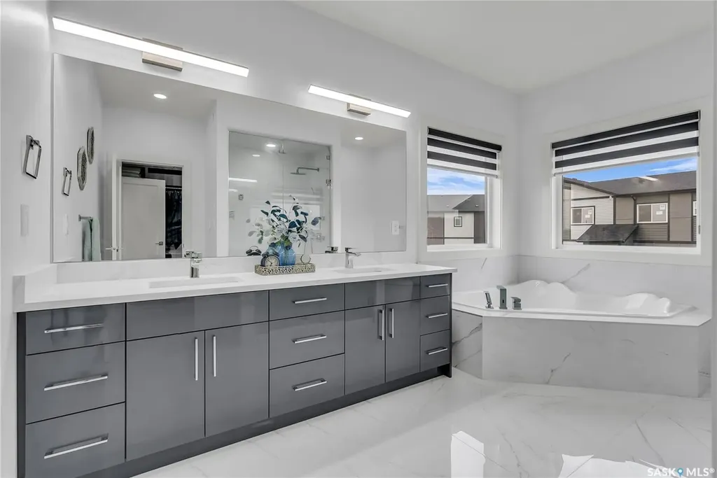 144 Forsey Avenue Saskatoon SK S7W 0Z6