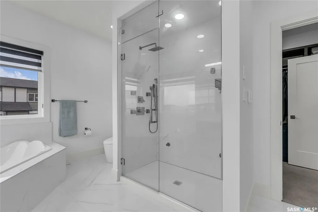 144 Forsey Avenue Saskatoon SK S7W 0Z6