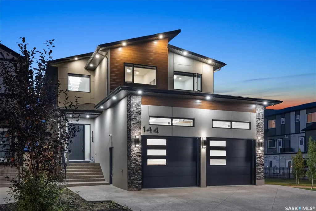144 Forsey Avenue Saskatoon SK S7W 0Z6