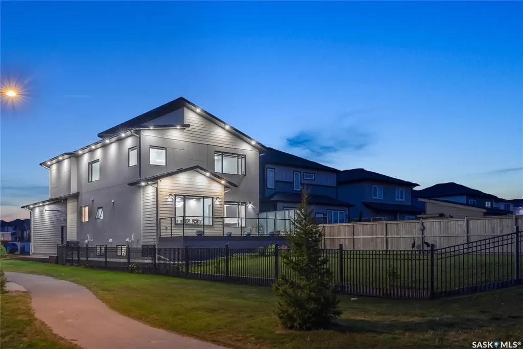 144 Forsey Avenue Saskatoon SK S7W 0Z6