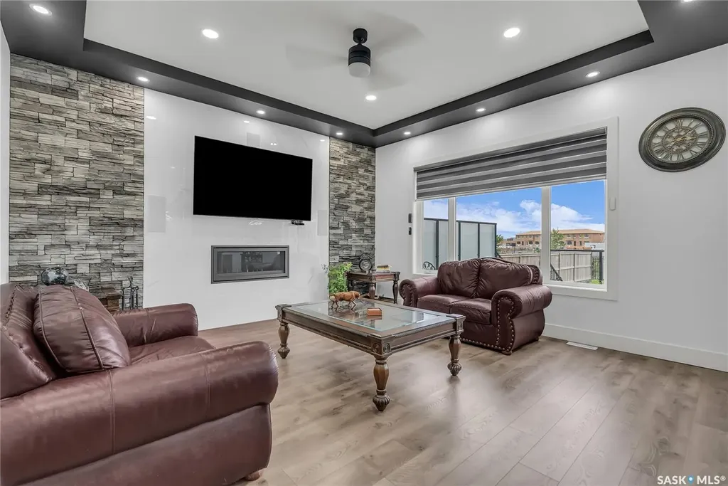 144 Forsey Avenue Saskatoon SK S7W 0Z6