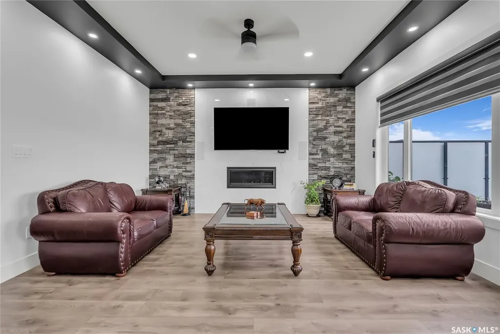 144 Forsey Avenue Saskatoon SK S7W 0Z6