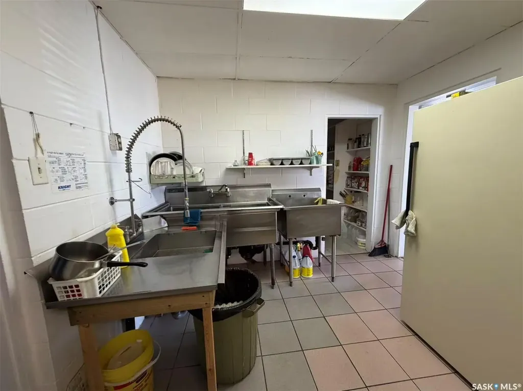 105 D'lcart Street Usborne Rm No. 310 SK S0K 1W0