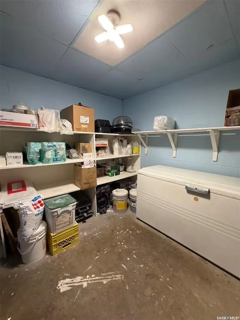 105 D'lcart Street Usborne Rm No. 310 SK S0K 1W0